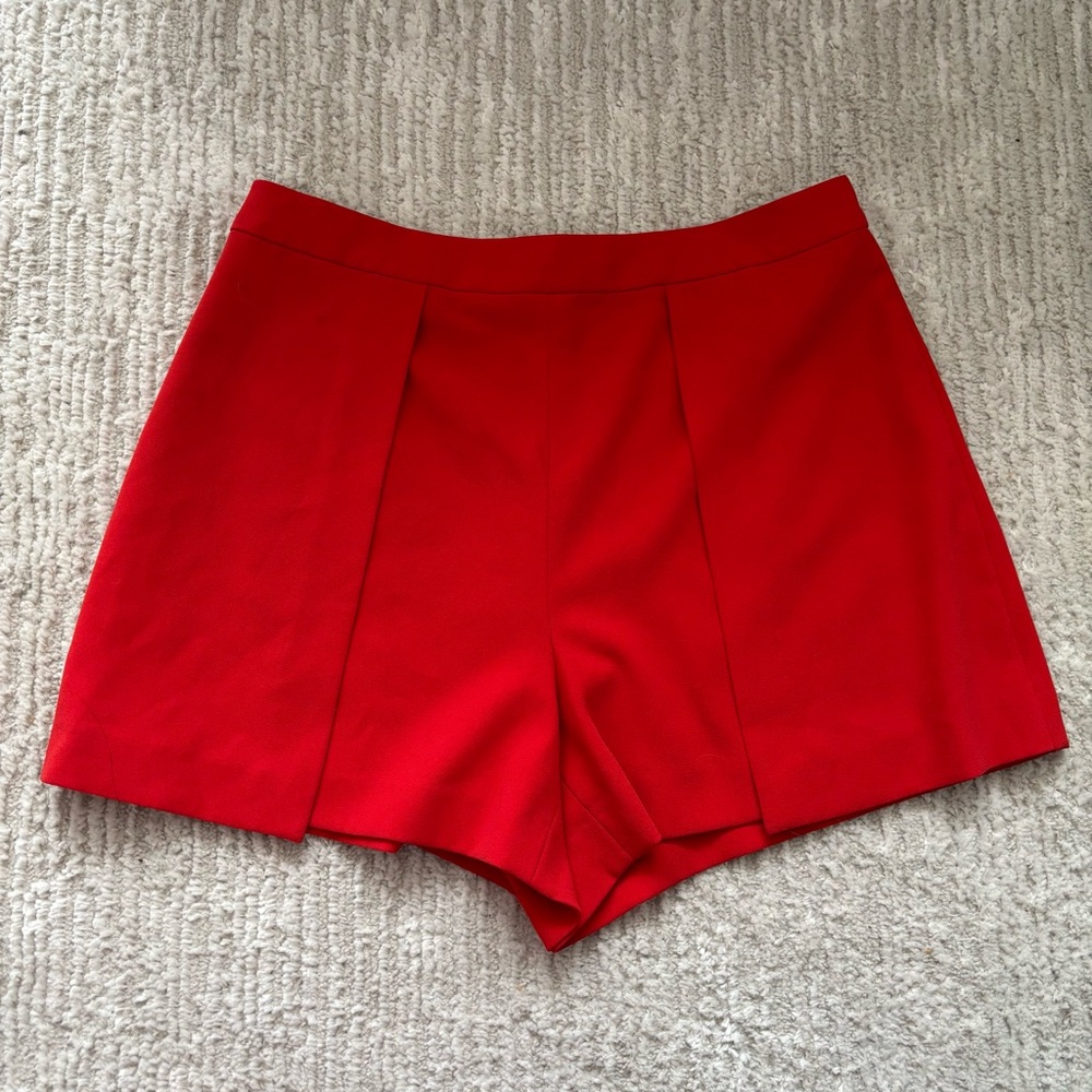 Alice + Olivia | High Waisted Shorts (Red)